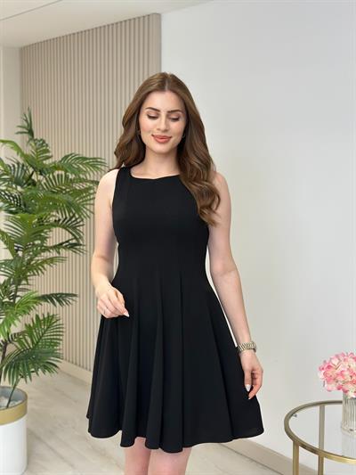 Marka Muadili Sıfır Kol Likralı Elbise Siyah