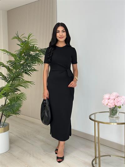 Modal Kumaş Bağlama Detay Yırtmaçlı Elbise Siyah
