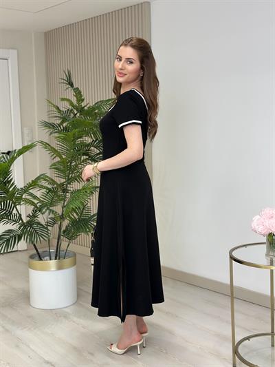 Modal Kumaş U Yaka Yırtmaçlı Elbise Siyah 