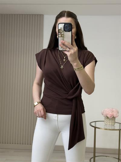 Modal Kumaş Yandan Detaylı Bluz Kahve