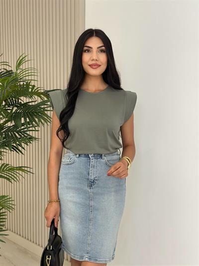 Omuzları Vatkalı Modal Kumaş Tshirt Haki