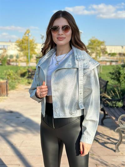 Omuzları Zincirli Gümüş Tasarım Ceket