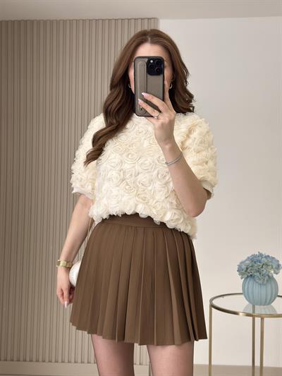 Organze Tül Gül Detaylı Kısa Kollu Triko Krem