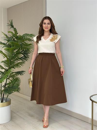 Omzu Boncuk İşlemeli Tshirt Bej