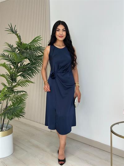 Pamuk Saten Beli Drapeli Broşlu Elbise Lacivert