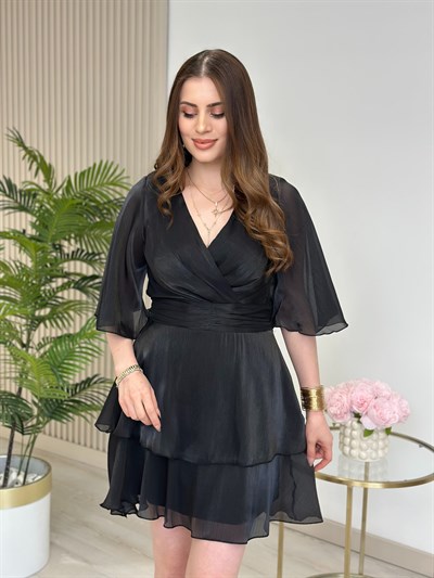 Parlak Şifon Kumaş Beli Drapeli Kat Kat Elbise Siyah