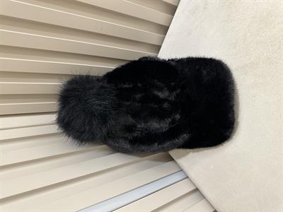 Ponponlu Kürklü Kep Siyah