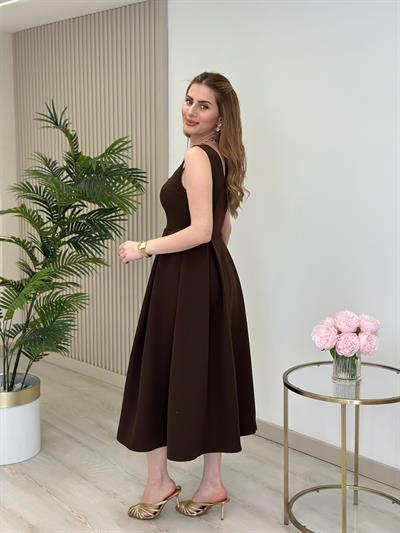 Prenses Model Kare Yaka Atlas Kumaş Elbise Kahve