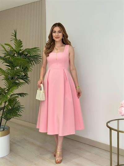 Prenses Model Kare Yaka Atlas Kumaş Elbise Pembe