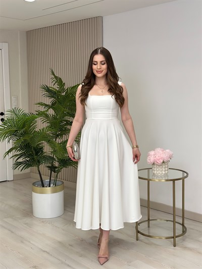 Pretty Arkadan Bağlama Detaylı Kalın Askılı Elbise Beyaz