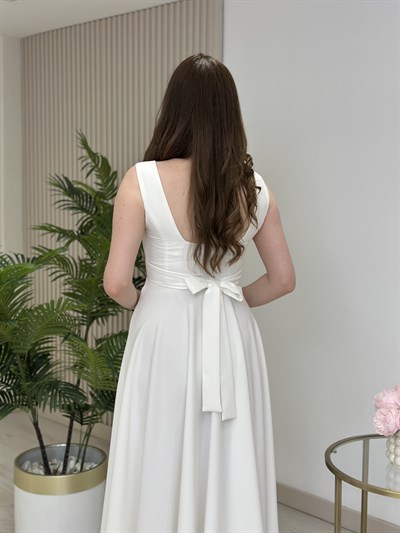 Pretty Arkadan Bağlama Detaylı Kalın Askılı Elbise Beyaz