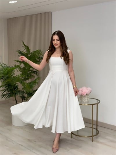 Pretty Arkadan Bağlama Detaylı Kalın Askılı Elbise Beyaz