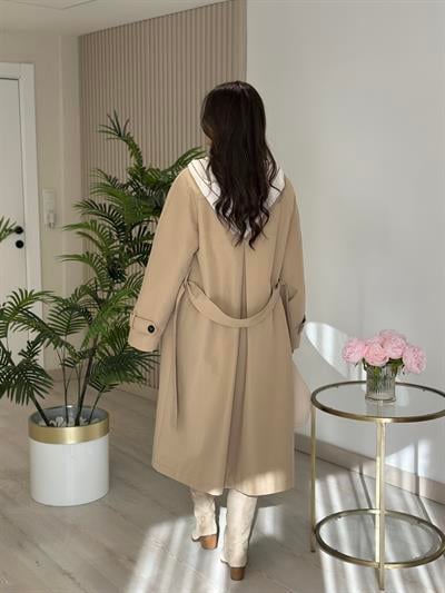 Şal Aksesuarlı Trençkot Camel