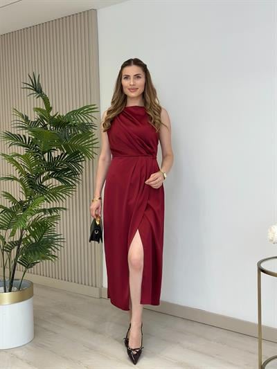 Sıfır Kol Yırtmaçlı Elbise Bordo
