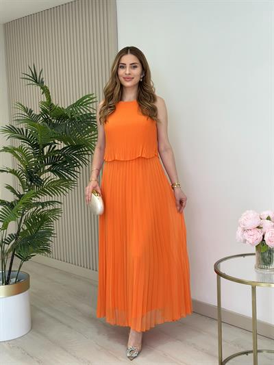 Sıfır Yaka Piliseli Şifon Elbise Turuncu
