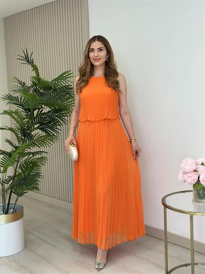 Sıfır Yaka Piliseli Şifon Elbise Turuncu