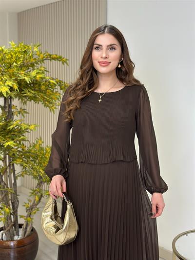 Sıfır Yaka Piliseli Şifon Uzun Kollu Elbise Kahve
