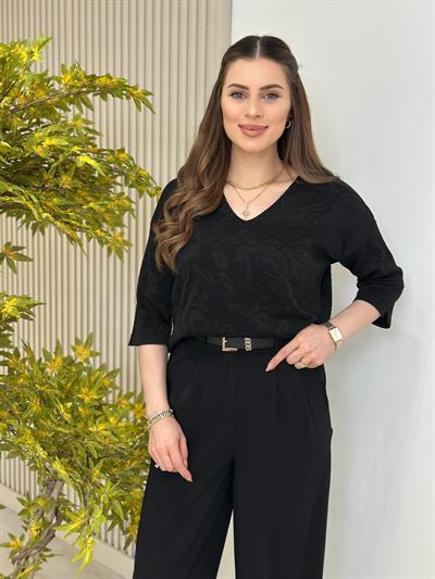 Simli Çiçek Desenli Triko Siyah