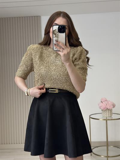 Simli Omuzları Vatkalı Kısa Kollu Triko Gold