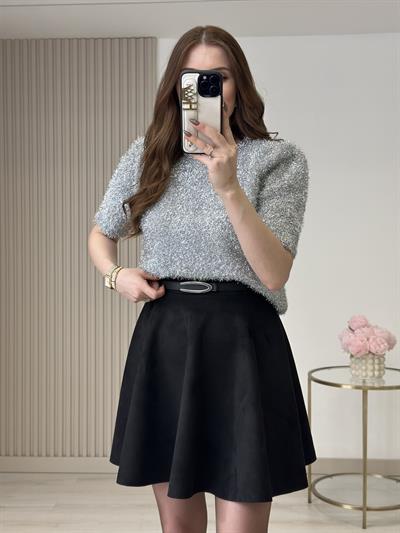 Simli Omuzları Vatkalı Kısa Kollu Triko Gümüş