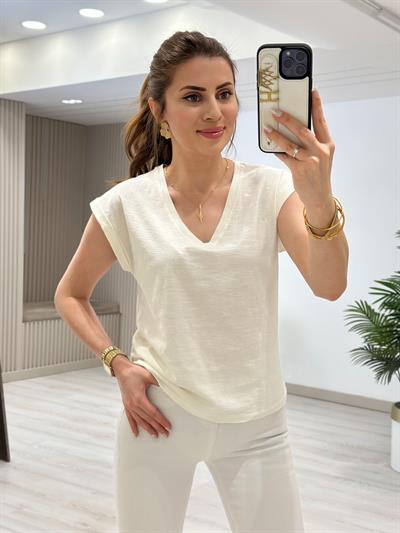 Sırtı Nakışlı Tshirt Beyaz