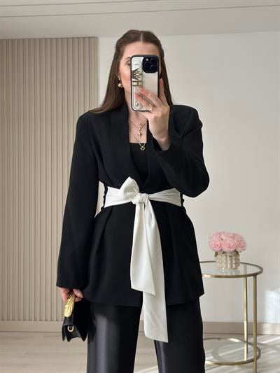 Tasarım Beli Bağlama Detaylı Blazer Ceket Siyah 