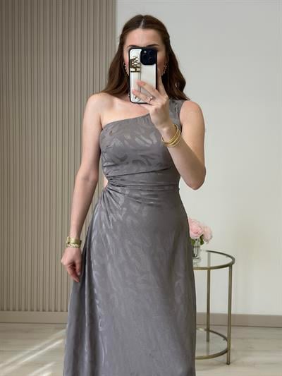 Tek Omuz Beli Pencere Detaylı Saten Elbise Gri