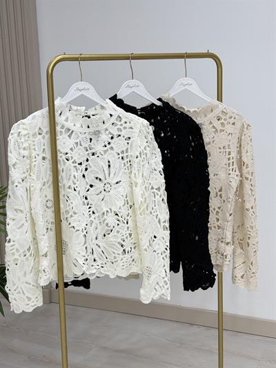 Tığ İşi Taşlı Broşlu Bluz Bej