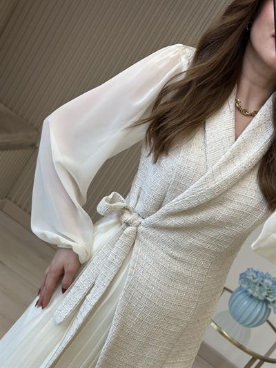 Tüvit Kumaş Şifon Detaylı Kruvaze Elbise Krem