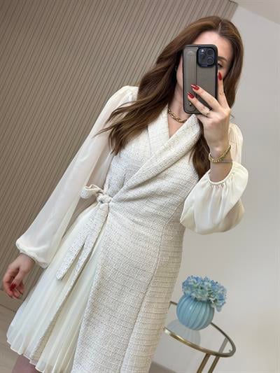 Tüvit Kumaş Şifon Detaylı Kruvaze Elbise Krem