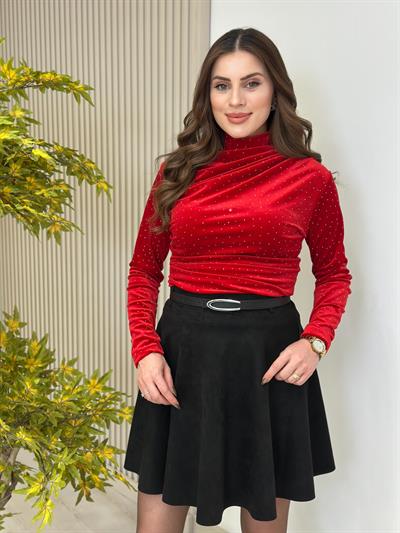 Üzeri Taşlı İthal Likralı Kadife Bluz Kırmızı