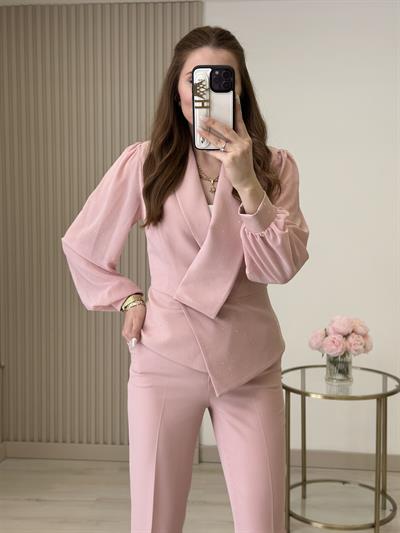 Üzeri taşlı Kolları Şifon Bluz Pantolon Takım Pudra