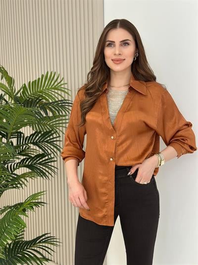 Yakası Boncuk Detaylı Saten Gömlek Tarçın