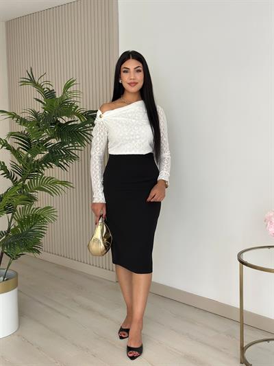 Yakası Düğme Detaylı Güpür Bluz Beyaz