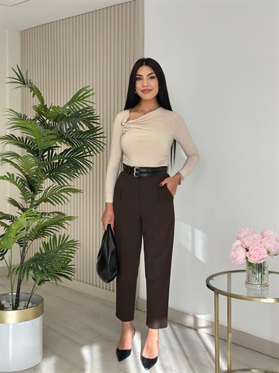 Yakası Düğmeli Sandy Kumaş Bluz Bej