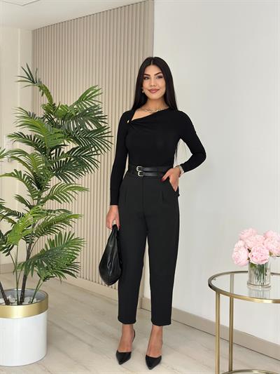 Yakası Düğmeli Sandy Kumaş Bluz Siyah