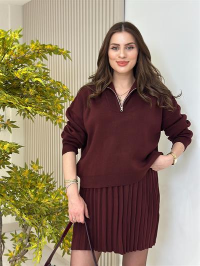Yakası Fermuarlı Pileli Etekli Çelik Örme Triko Takım Bordo