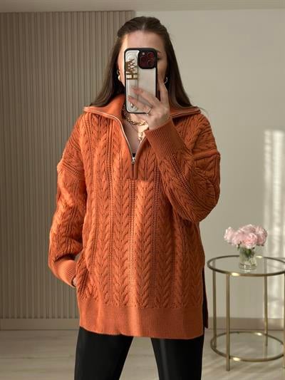 Yakası Fermuarlı Yanlardan Yırtmaçlı Oversıze Kazak Tarçın