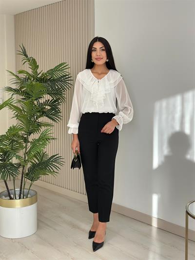 Yakası Fırfırlı Atletli Şifon Bluz Beyaz