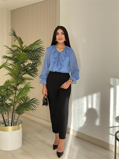 Yakası Fırfırlı Atletli Şifon Bluz Mavi