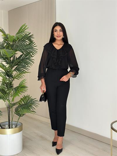 Yakası Fırfırlı Atletli Şifon Bluz Siyah