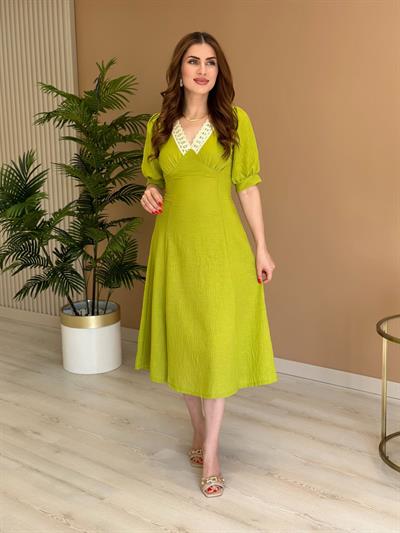 Yakası Güpür Detaylı Keten Elbise Yağ Yeşili