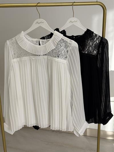 Yakası Güpürlü Piliseli Şifon Bluz Siyah