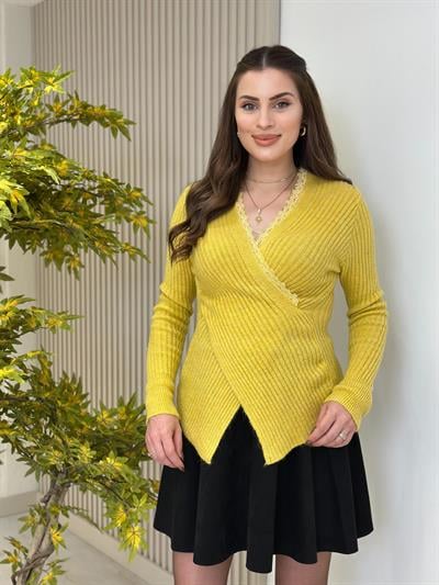 Yakası Güpürlü Yumoş Kazak Sarı