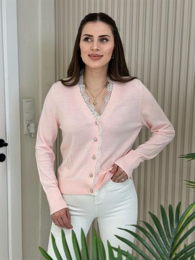 Yakası İthal Güpürlü Mevsimlik Hırka Pembe