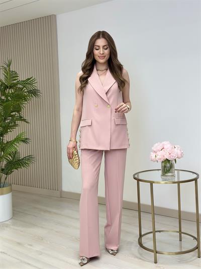 Yeleği Gold Düğmeli Takım Pudra