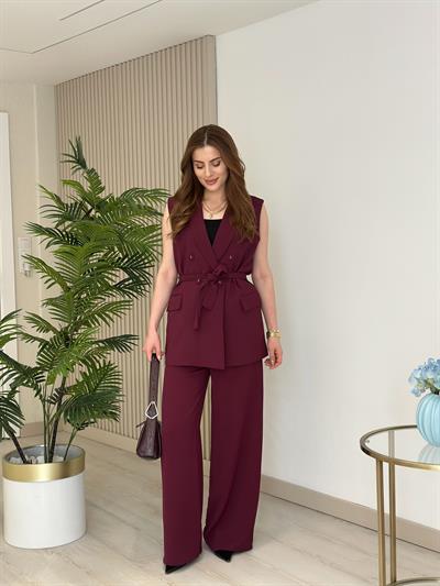 Yelekli İki Düğmeli Krep Kumaş Takım Mürdüm