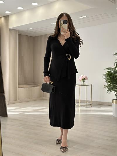 Yumoş Kumaş Gold Tokalı Etekli Takım Siyah