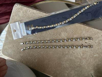 Zirconium Üçgen Taşlı Bileklik 