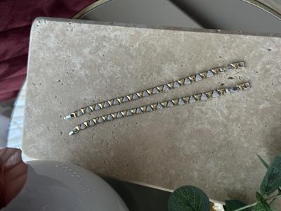 Zirconium Üçgen Taşlı Bileklik 